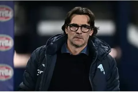 رسميًا.. باولو فانولي مدربا لفيورنتينا الإيطالي